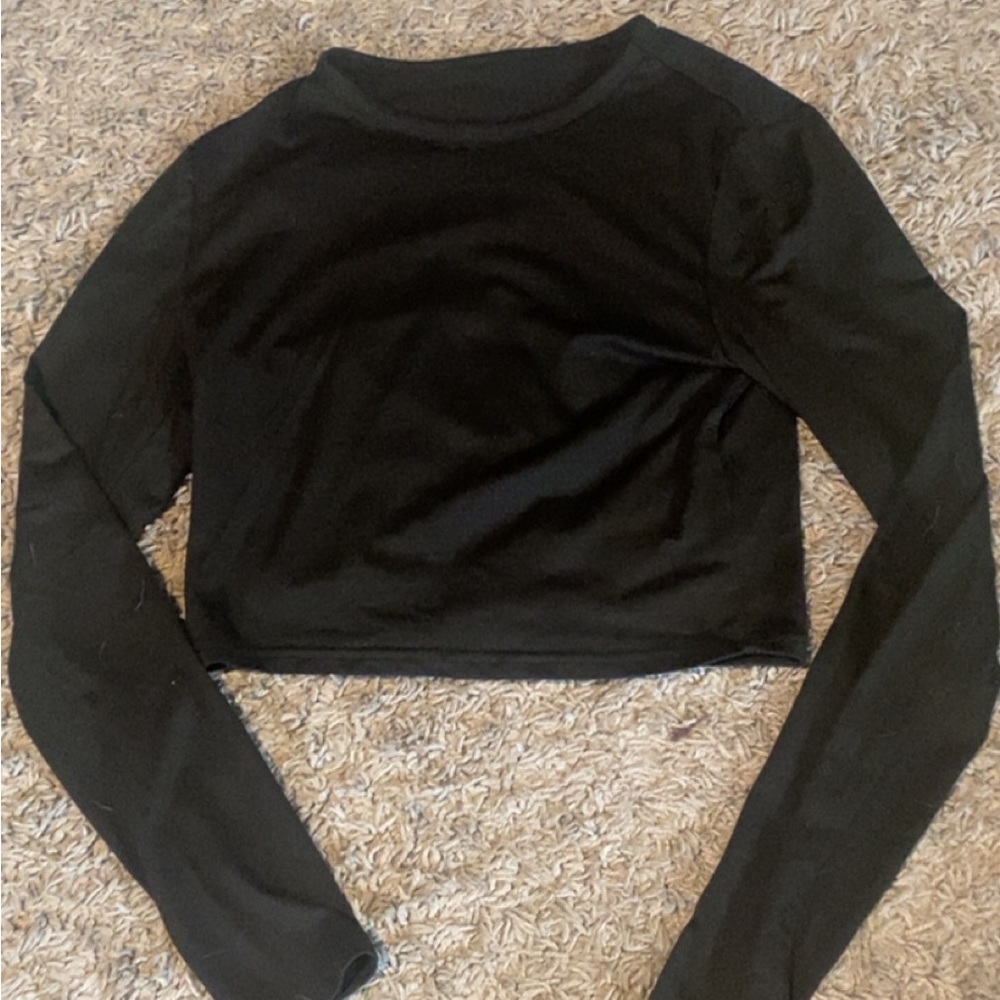 Thrifted Cropped Black Longsleeve| XS